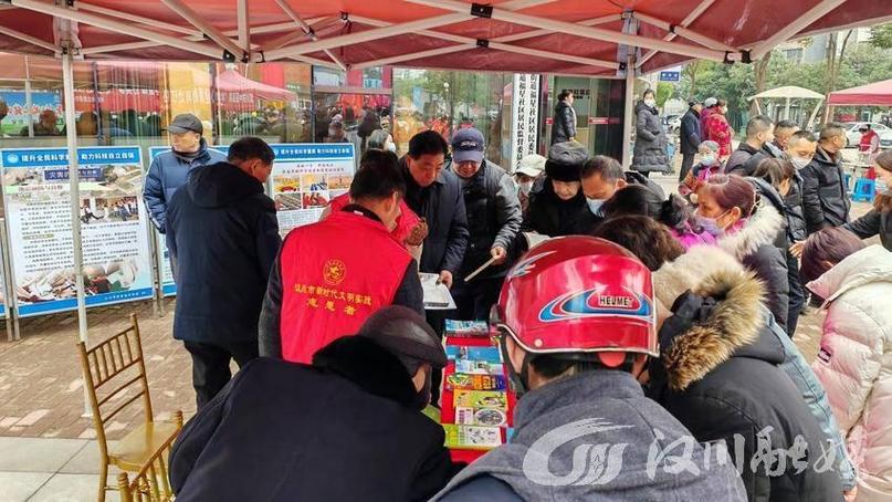传承雷锋精神 科技志愿在行动